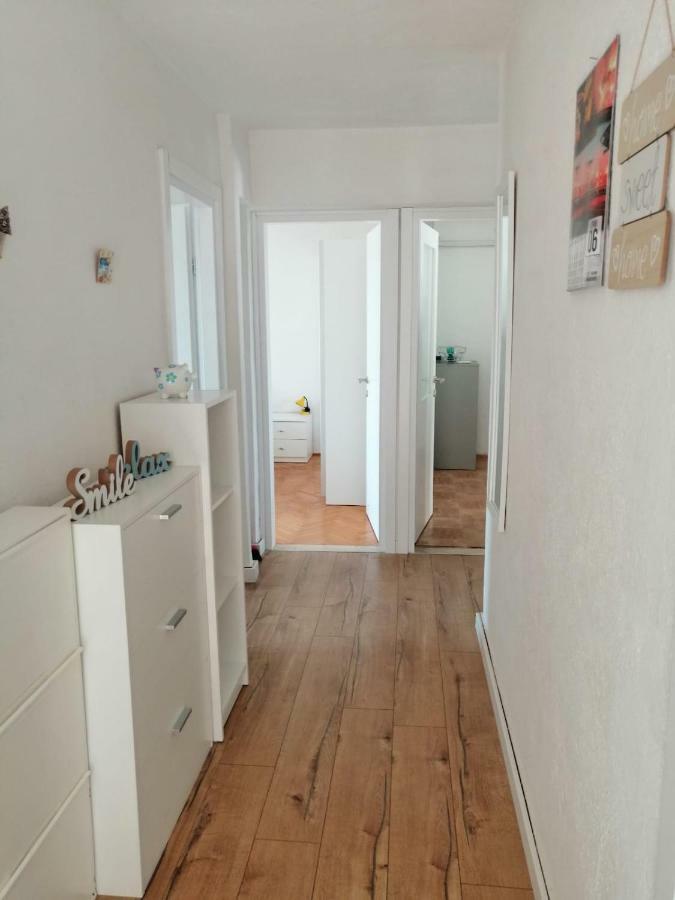 פודגורה Apartmani Gareljic חדר תמונה