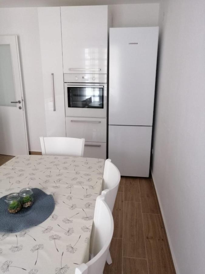 פודגורה Apartmani Gareljic מראה חיצוני תמונה